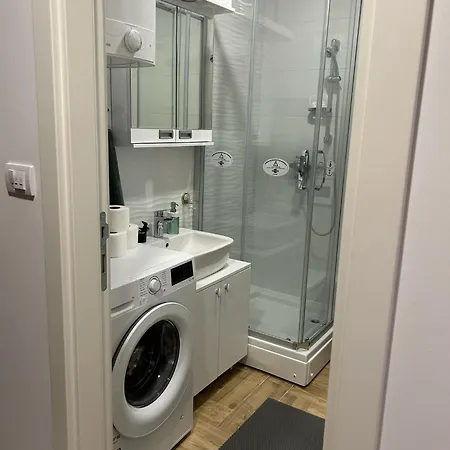 Ns Free Parking Apartmán *